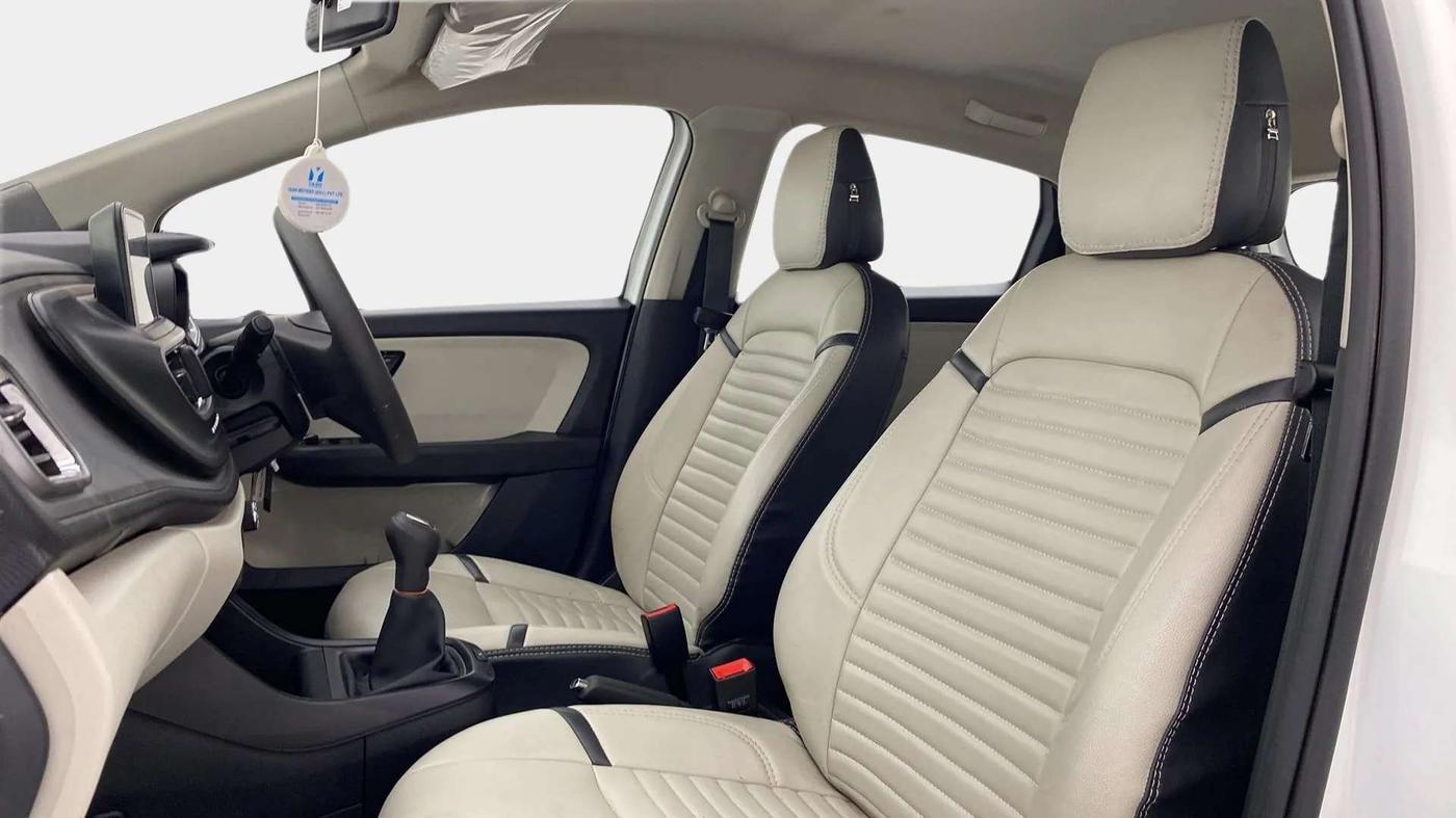 2021 Tata ALTROZ XM PLUS PETROL, Petrol, Manual, 25,321 km, Right Side Front Door Cabin