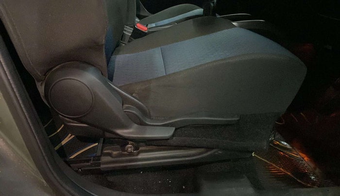 2019 Maruti Baleno ZETA PETROL 1.2, Petrol, Manual, 38,724 km, Driver Side Adjustment Panel