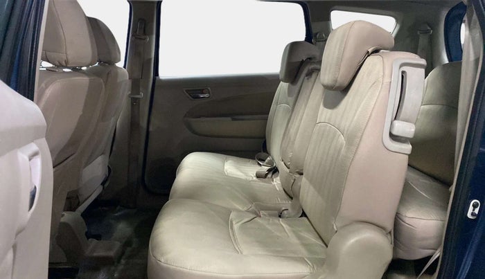2017 Maruti Ertiga VXI CNG, CNG, Manual, 87,619 km, Right Side Rear Door Cabin