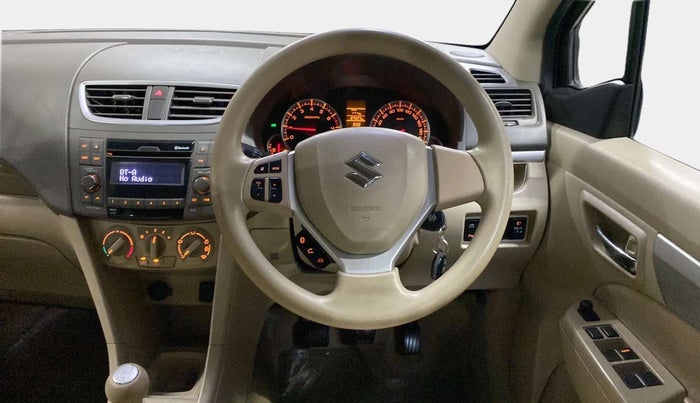 2017 Maruti Ertiga VXI CNG, CNG, Manual, 87,619 km, Steering Wheel Close Up