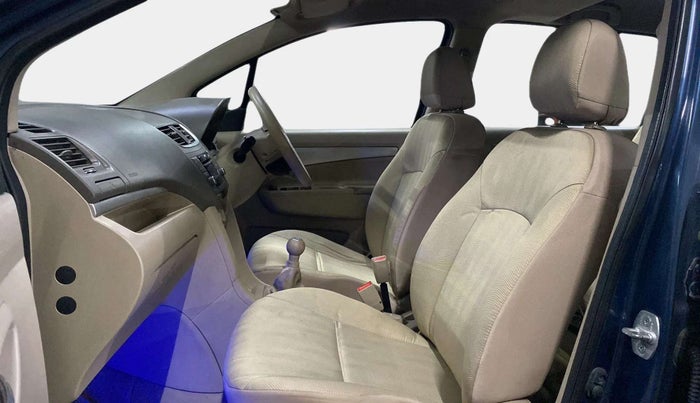 2017 Maruti Ertiga VXI CNG, CNG, Manual, 87,619 km, Right Side Front Door Cabin