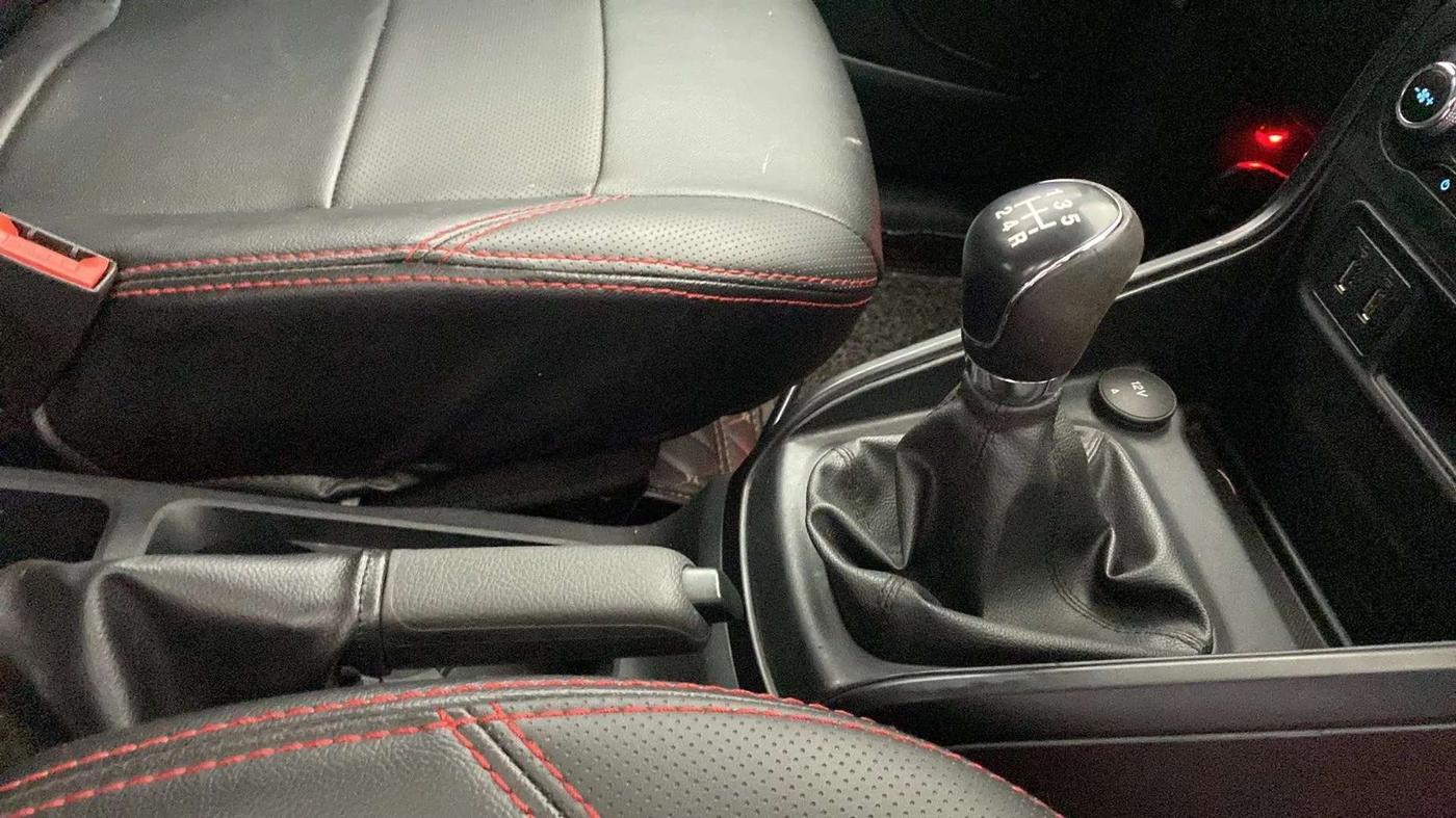 2019 Ford Ecosport TREND 1.5L PETROL, Petrol, Manual, 43,048 km, Gear Lever