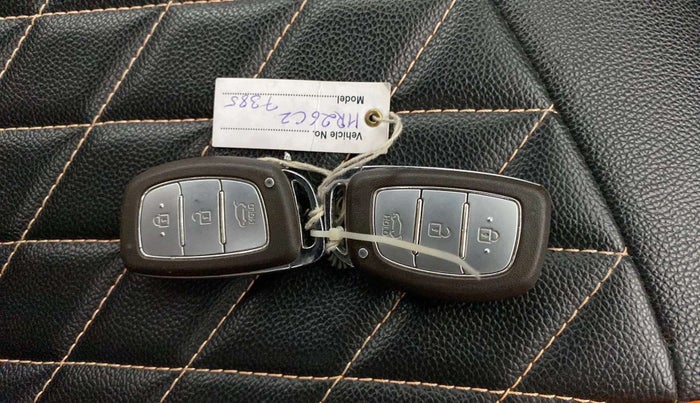 2016 Hyundai i20 Active 1.2 SX, Petrol, Manual, 22,126 km, Key Close Up