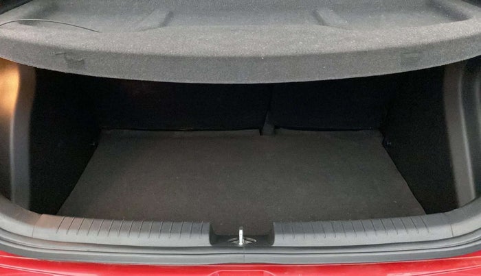 2016 Hyundai i20 Active 1.2 SX, Petrol, Manual, 22,126 km, Boot Inside