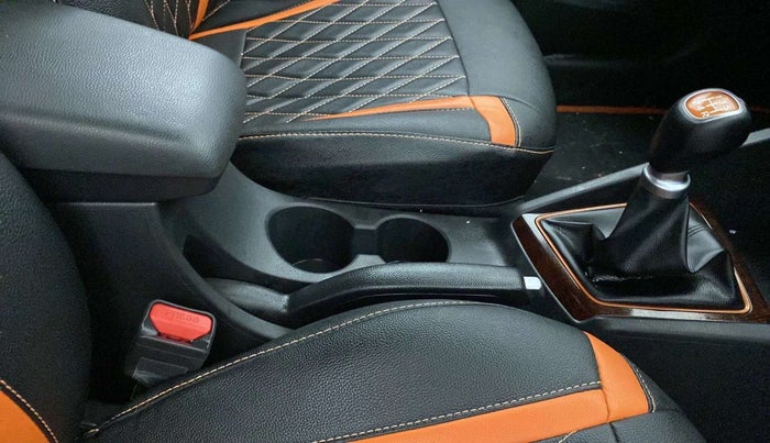 2016 Hyundai i20 Active 1.2 SX, Petrol, Manual, 22,126 km, Gear Lever