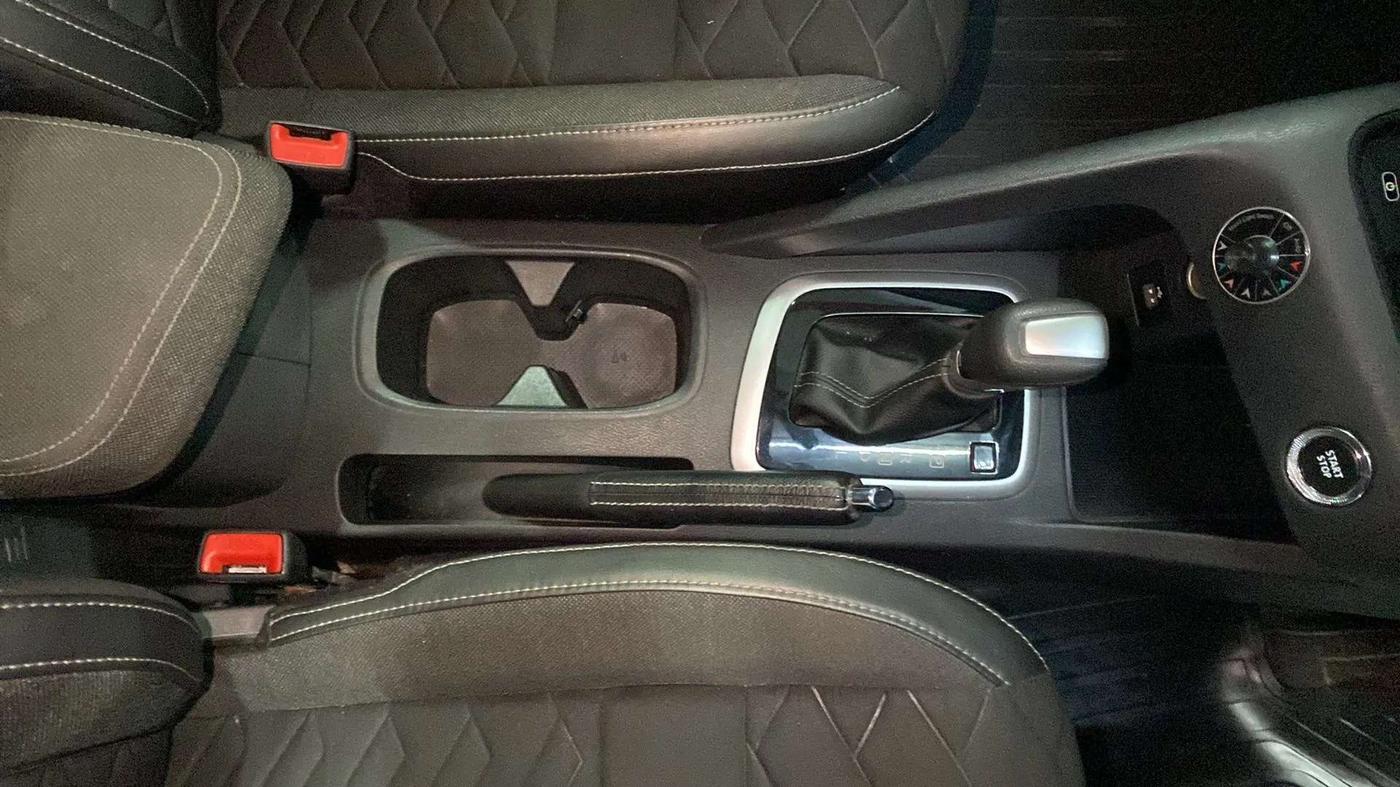 2021 Nissan MAGNITE XV PREMIUM TURBO CVT DUAL TONE, Petrol, Automatic, 17,529 km, Gear Lever
