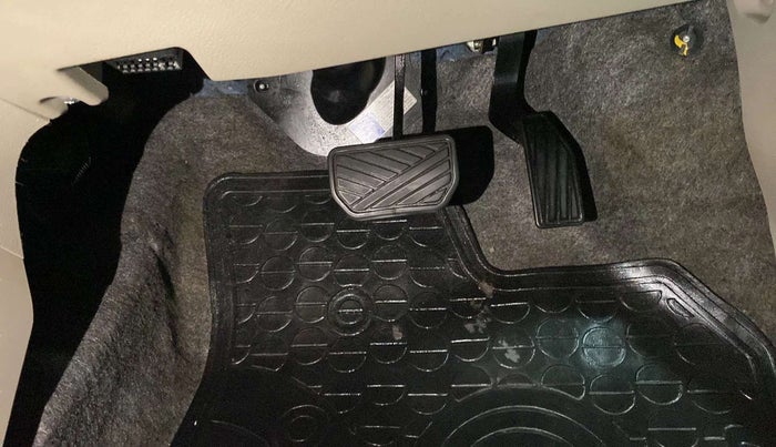 2018 Maruti Celerio ZXI AMT (O), Petrol, Automatic, 14,542 km, Pedals