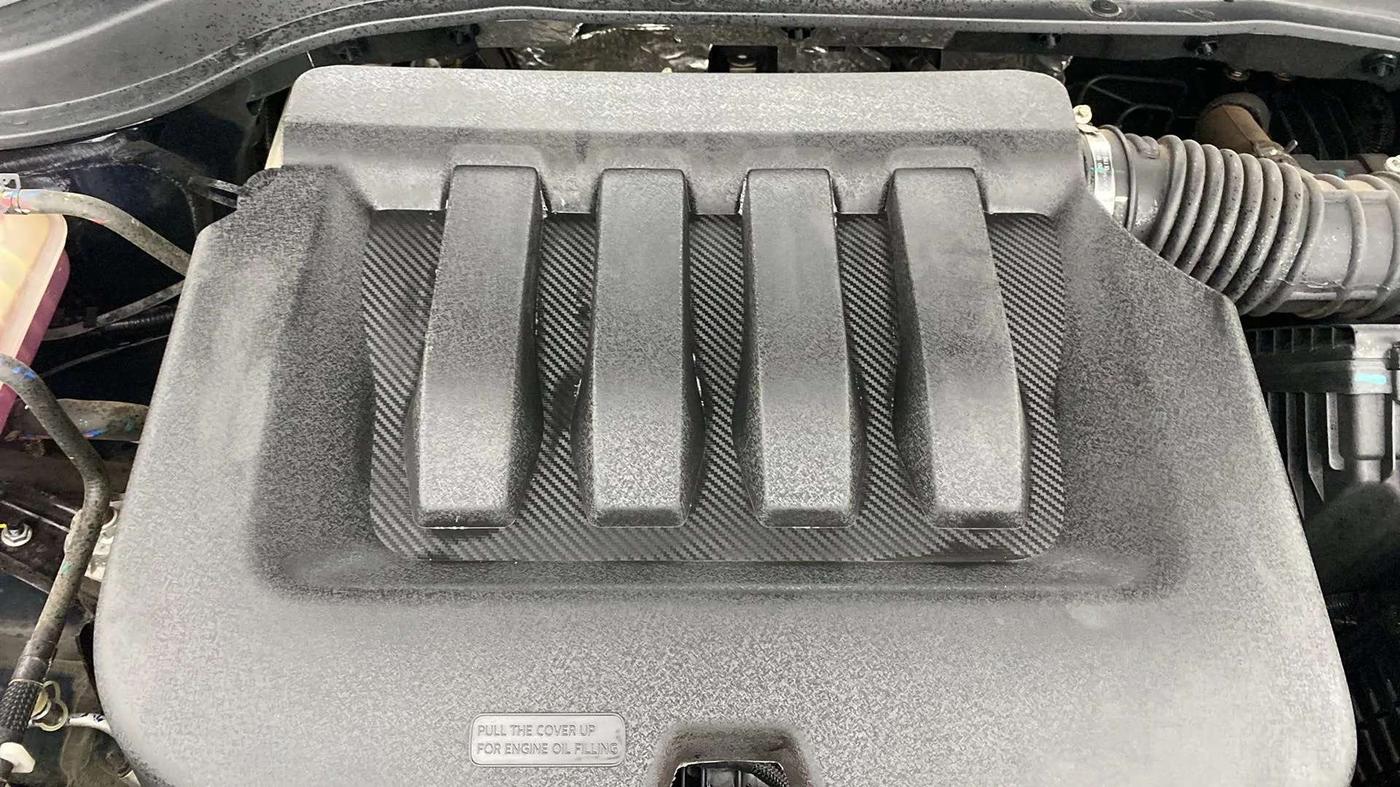 2022 Mahindra XUV700 AX 5 P AT 5 STR, Petrol, Automatic, 6,966 km, Open Bonet