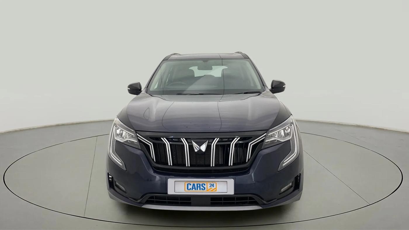 2022 Mahindra XUV700 AX 5 P AT 5 STR, Petrol, Automatic, 6,966 km, Front