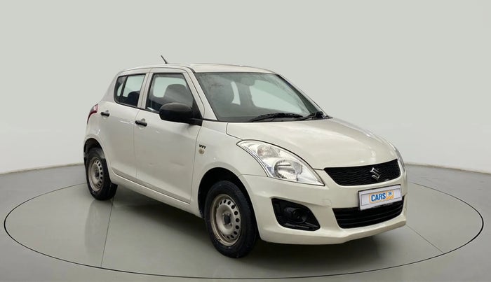 2016 Maruti Swift LXI (O), Petrol, Manual, 39,446 km, Right Front Diagonal