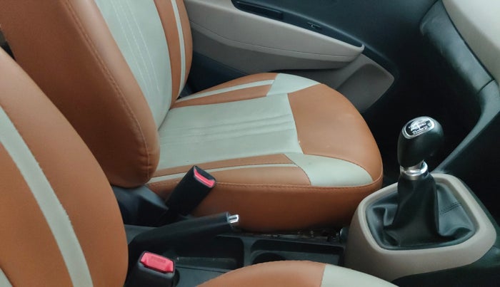 2016 Hyundai Grand i10 ASTA (O) 1.2 KAPPA VTVT, Petrol, Manual, 39,932 km, Gear Lever