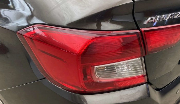 2019 Honda Amaze 1.2L I-VTEC S, Petrol, Manual, 89,345 km, Left tail light - Minor damage