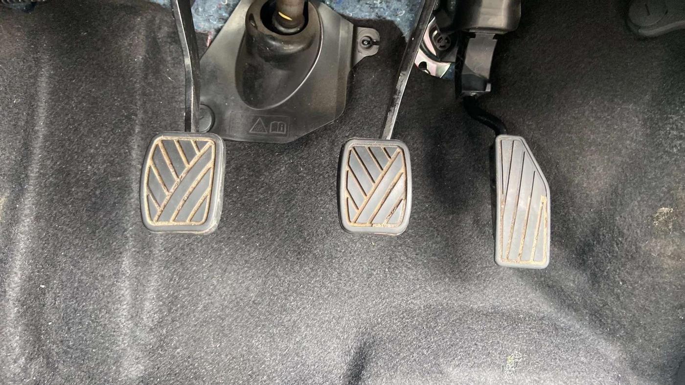 2022 Maruti IGNIS ZETA 1.2, Petrol, Manual, 20,035 km, Pedals