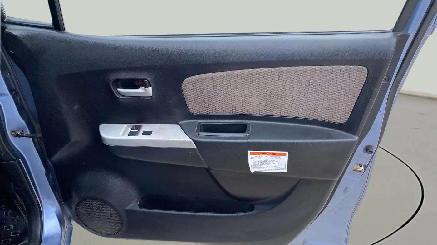 2014 Maruti Wagon R 1.0 LXI CNG, CNG, Manual, 96,281 km, Driver Side Door Panels Control