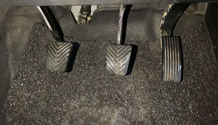 2020 Hyundai VENUE S 1.2, Petrol, Manual, 67,244 km, Pedals