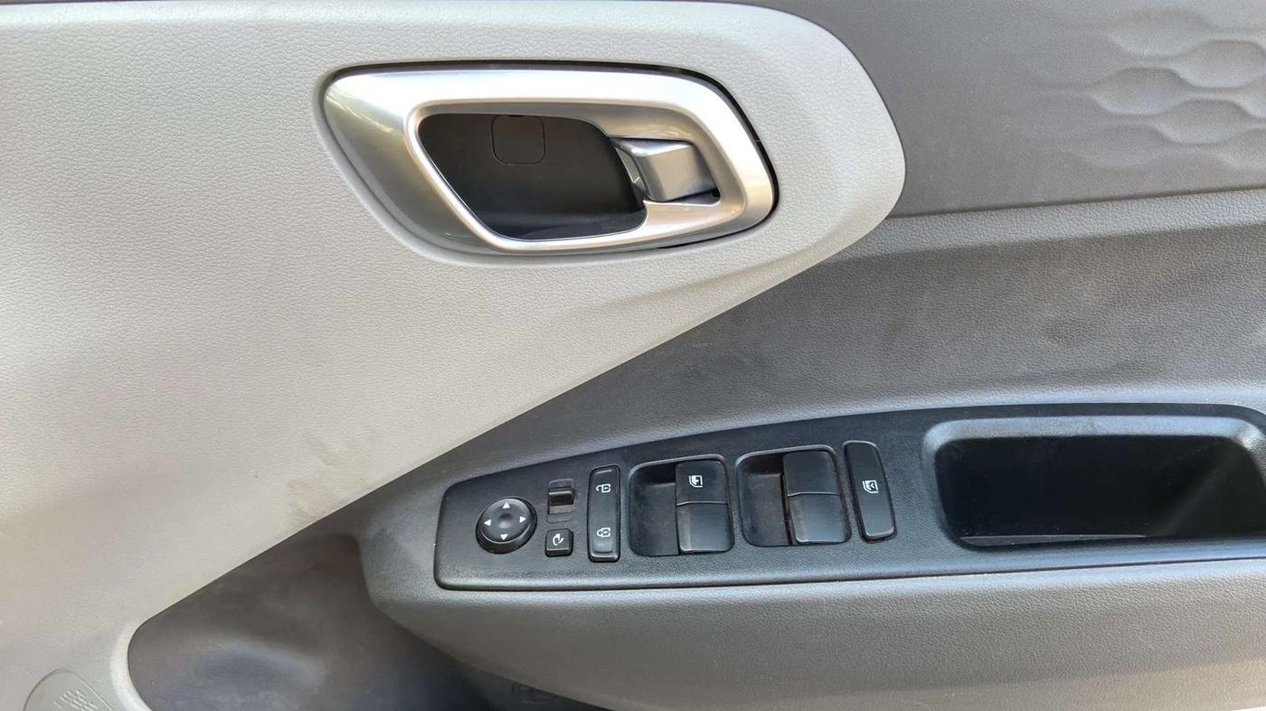 2020 Hyundai GRAND I10 NIOS SPORTZ 1.2 KAPPA VTVT, Petrol, Manual, 19,951 km, Driver Side Door Panels Control
