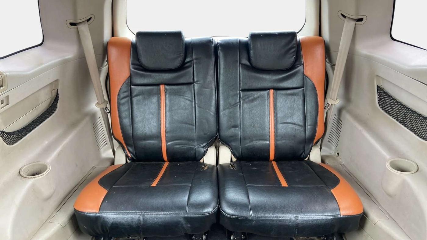 2017 Mahindra XUV500 W9, Diesel, Manual, 81,791 km, Third Seat Row ( optional )