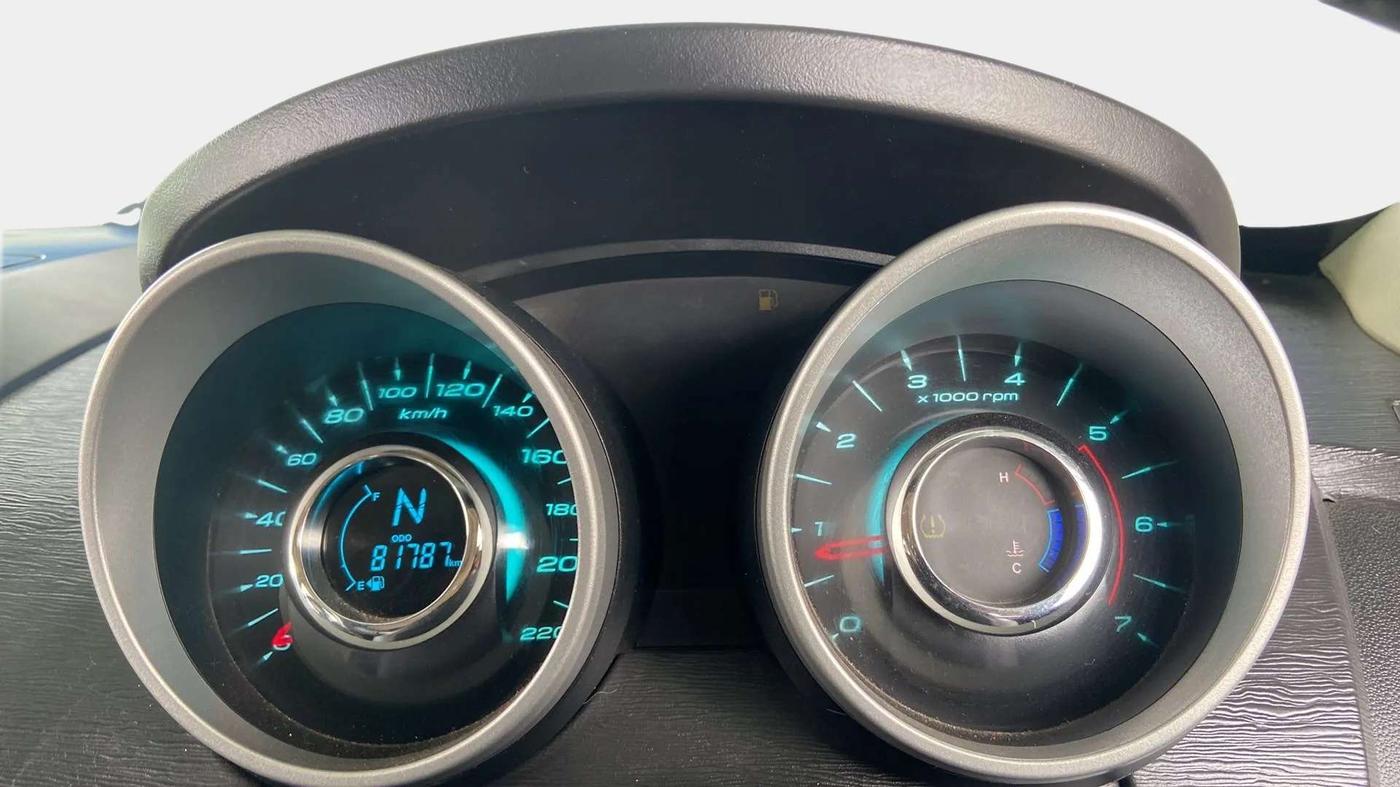 2017 Mahindra XUV500 W9, Diesel, Manual, 81,791 km, Odometer Image