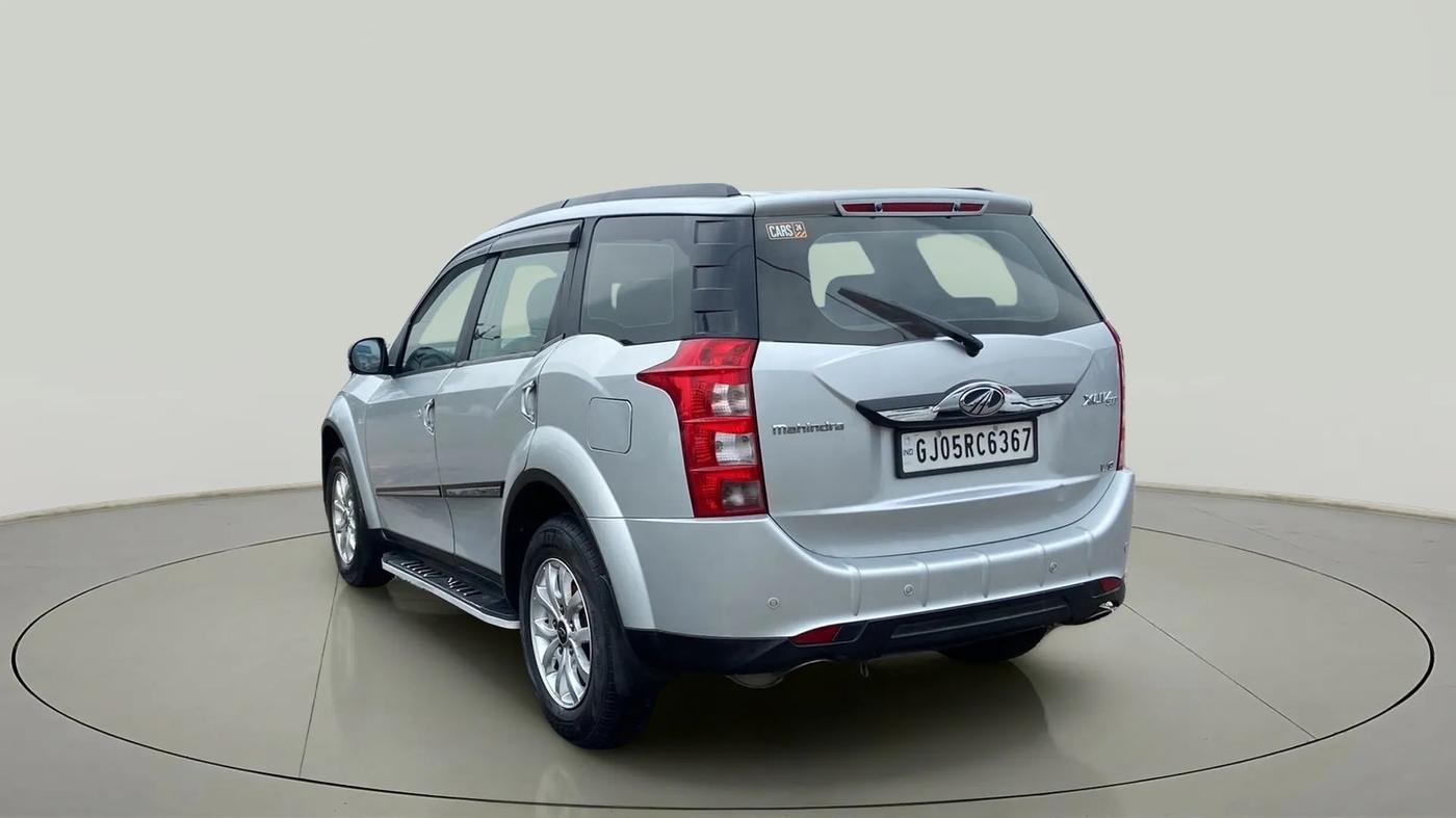 2017 Mahindra XUV500 W9, Diesel, Manual, 81,791 km, Left Back Diagonal