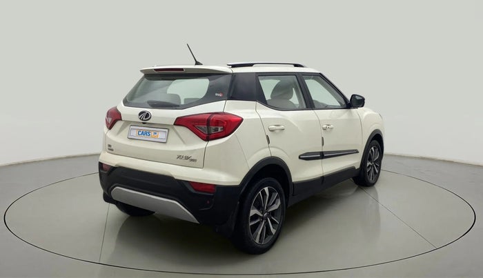 2019 Mahindra XUV300 W8 (O) 1.5 DIESEL AMT, Diesel, Automatic, 59,735 km, Right Back Diagonal
