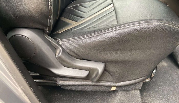 2018 Maruti IGNIS DELTA 1.2, Petrol, Manual, 47,928 km, Driver Side Adjustment Panel