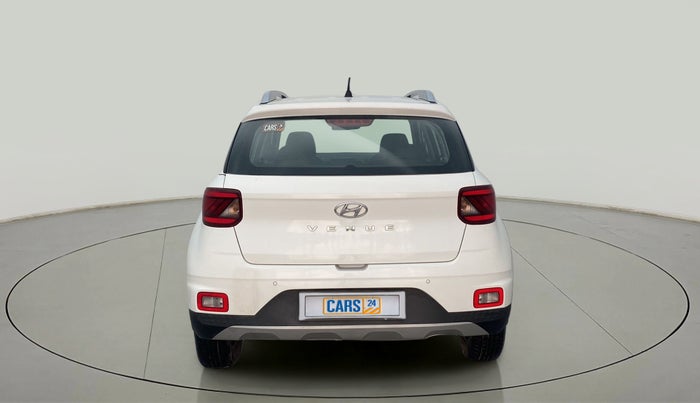 2021 Hyundai VENUE S 1.2, Petrol, Manual, 24,419 km, Back/Rear