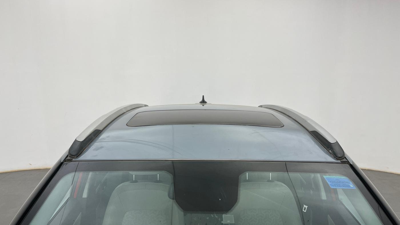 2022 Tata NEXON XZA PLUS (PREMIUM) PETROL, Petrol, Automatic, 42,535 km, Moonroof/ Sunroof