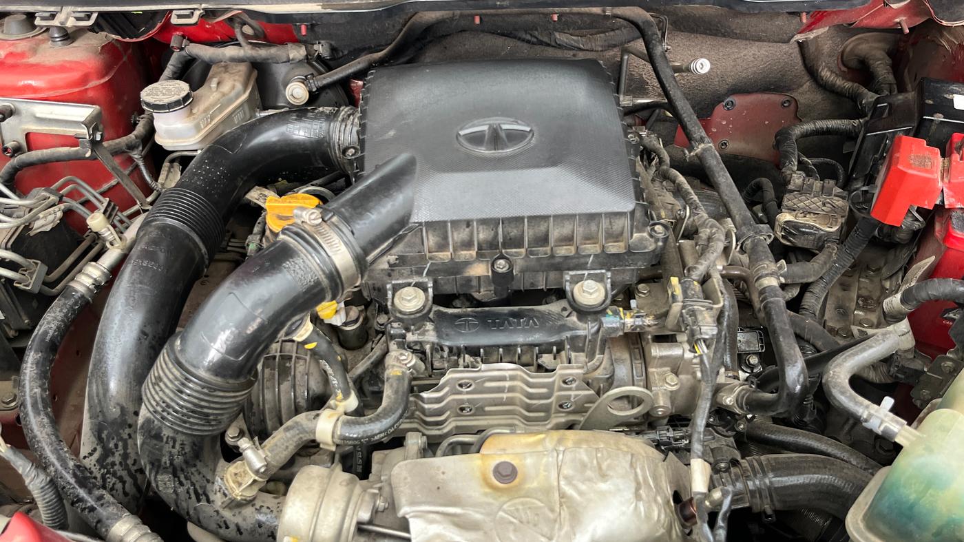 2022 Tata NEXON XZA PLUS (PREMIUM) PETROL, Petrol, Automatic, 42,535 km, Engine View
