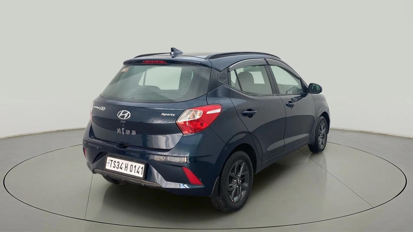 2022 Hyundai GRAND I10 NIOS SPORTZ 1.2 KAPPA VTVT, Petrol, Manual, 40,969 km, Right Back Diagonal