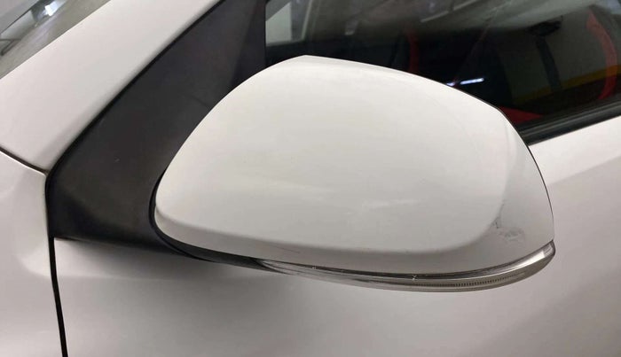 2019 Hyundai GRAND I10 NIOS ASTA 1.2 KAPPA VTVT, Petrol, Manual, 37,677 km, Left rear-view mirror - Minor scratches