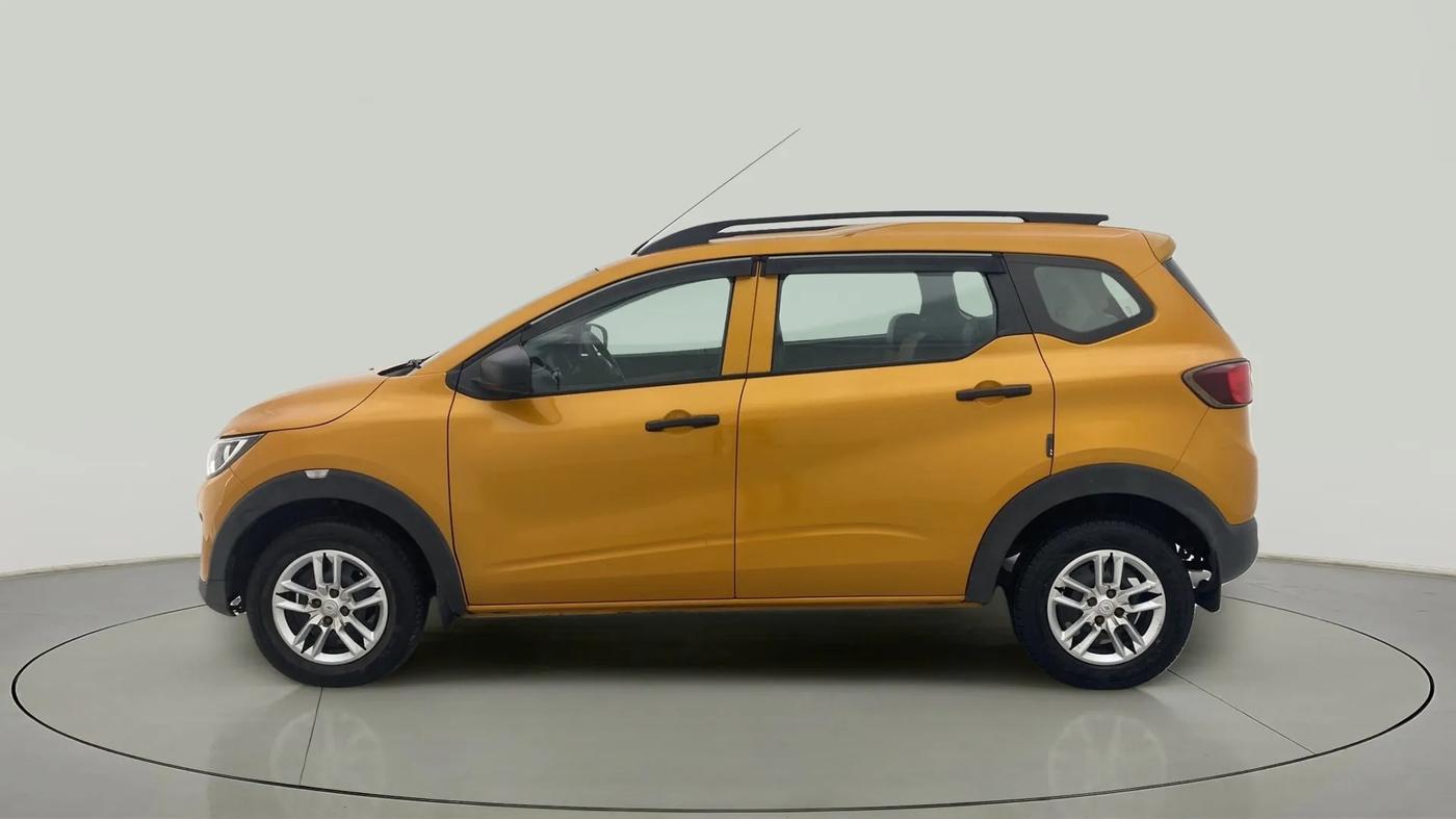 2021 Renault TRIBER RXT, Petrol, Manual, 44,137 km, Left Side