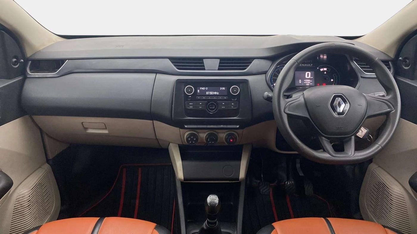 2021 Renault TRIBER RXT, Petrol, Manual, 44,137 km, Dashboard