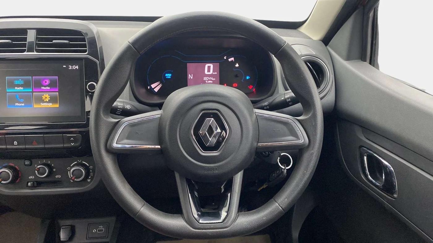 2020 Renault Kwid RXT 1.0 AMT (O), Petrol, Automatic, 18,047 km, Steering Wheel Close Up