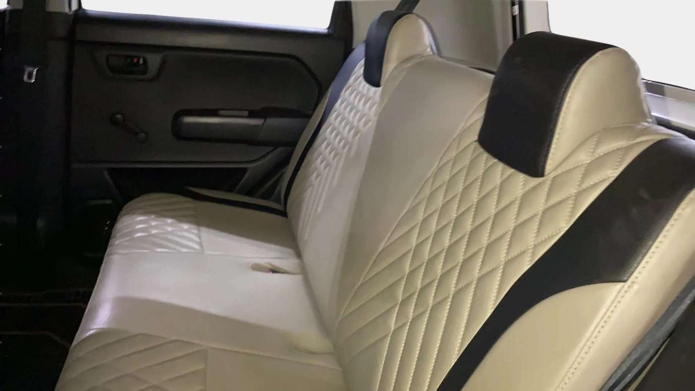 2021 Maruti New Wagon-R LXI CNG 1.0, CNG, Manual, 41,988 km, Right Side Rear Door Cabin