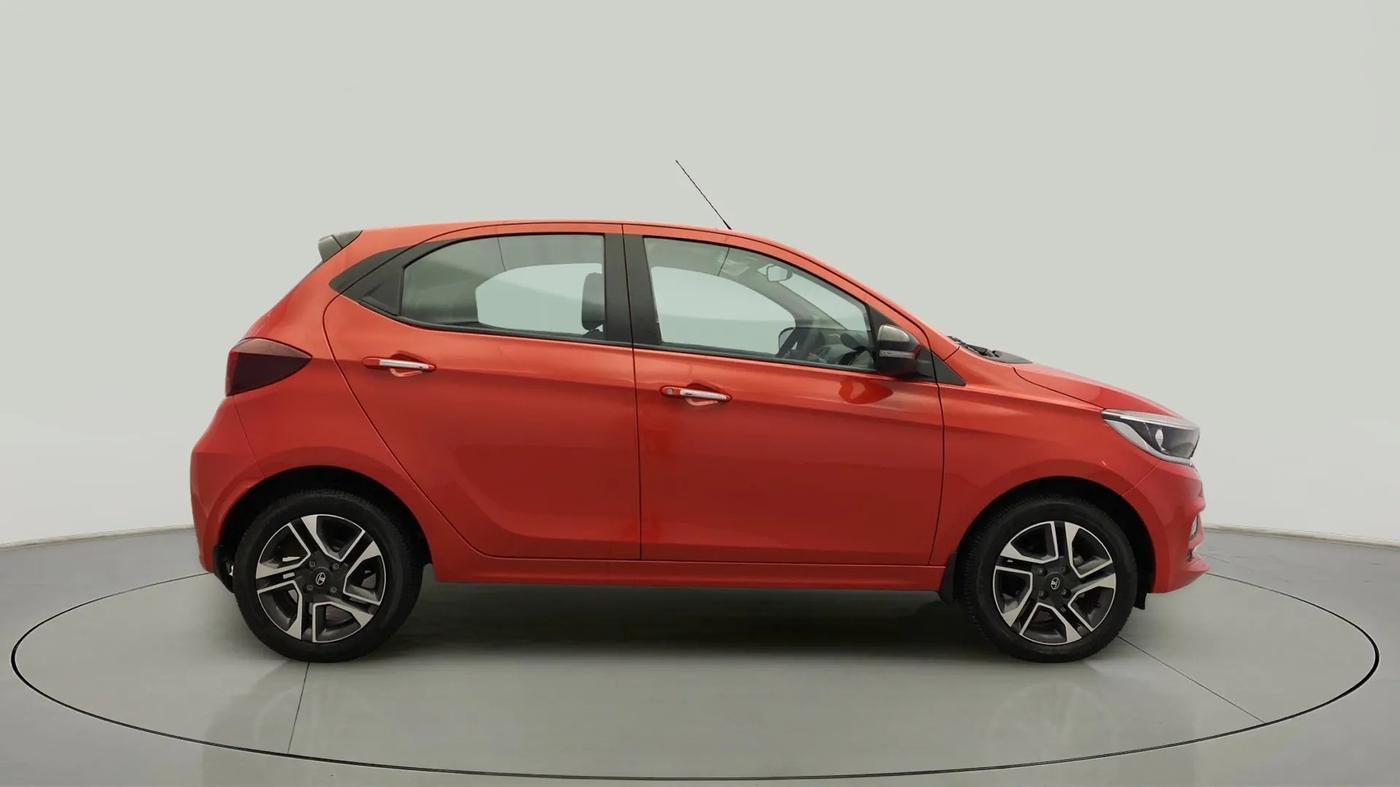 2022 Tata Tiago XZA PLUS DUAL TONE PETROL, Petrol, Automatic, 10,911 km, Right Side View