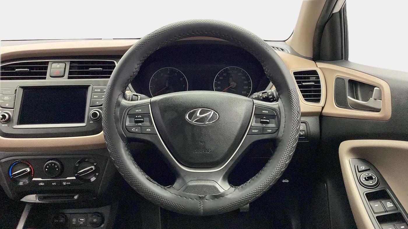2019 Hyundai Elite i20 SPORTZ PLUS 1.2, Petrol, Manual, 21,649 km, Steering Wheel Close Up