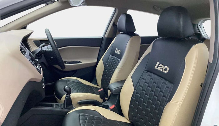 2019 Hyundai Elite i20 SPORTZ PLUS 1.2, Petrol, Manual, 21,649 km, Right Side Front Door Cabin