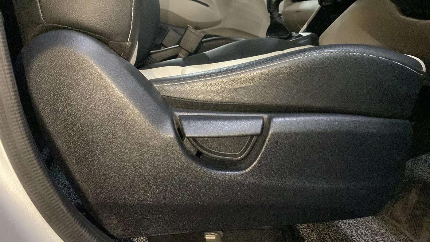2020 Hyundai NEW SANTRO MAGNA, Petrol, Manual, 15,251 km, Driver Side Adjustment Panel