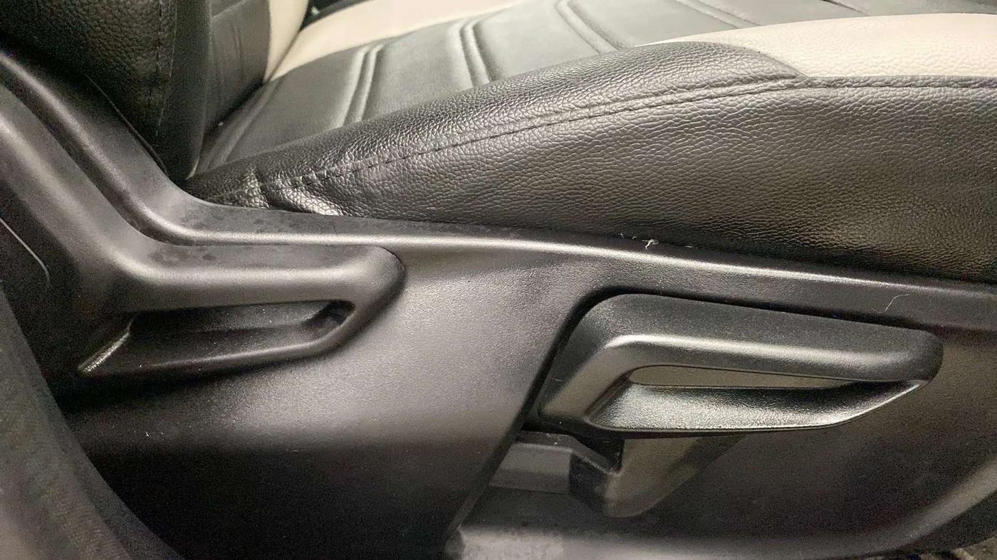 2023 Tata Tiago XTA PETROL, Petrol, Automatic, 28,142 km, Driver Side Adjustment Panel