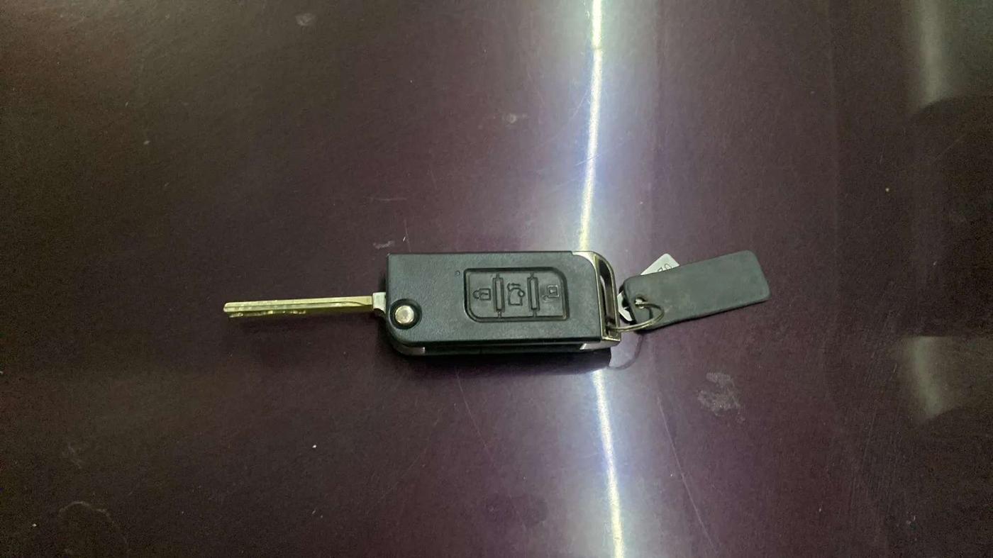 2018 Mahindra XUV500 W6, Diesel, Manual, 68,671 km, Key Close Up