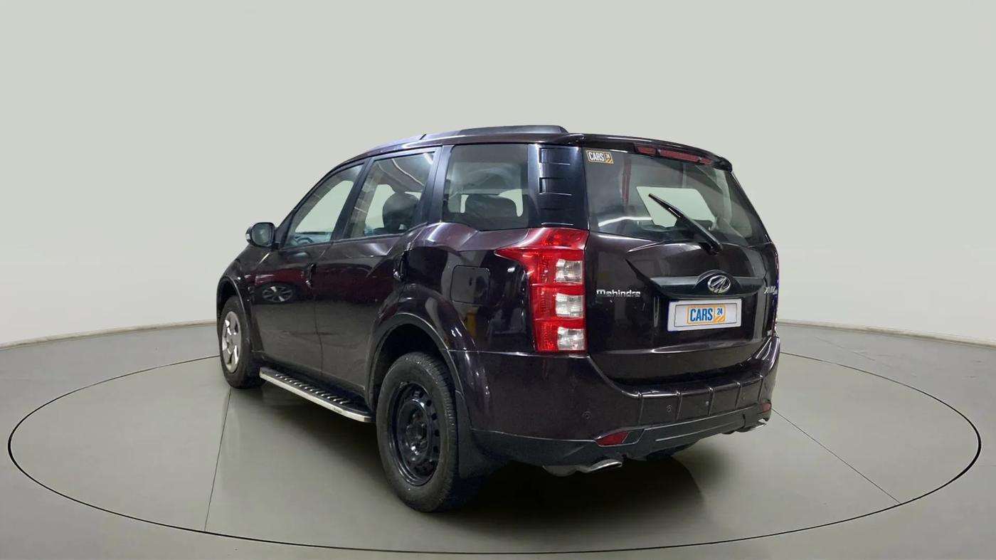 2018 Mahindra XUV500 W6, Diesel, Manual, 68,671 km, Left Back Diagonal
