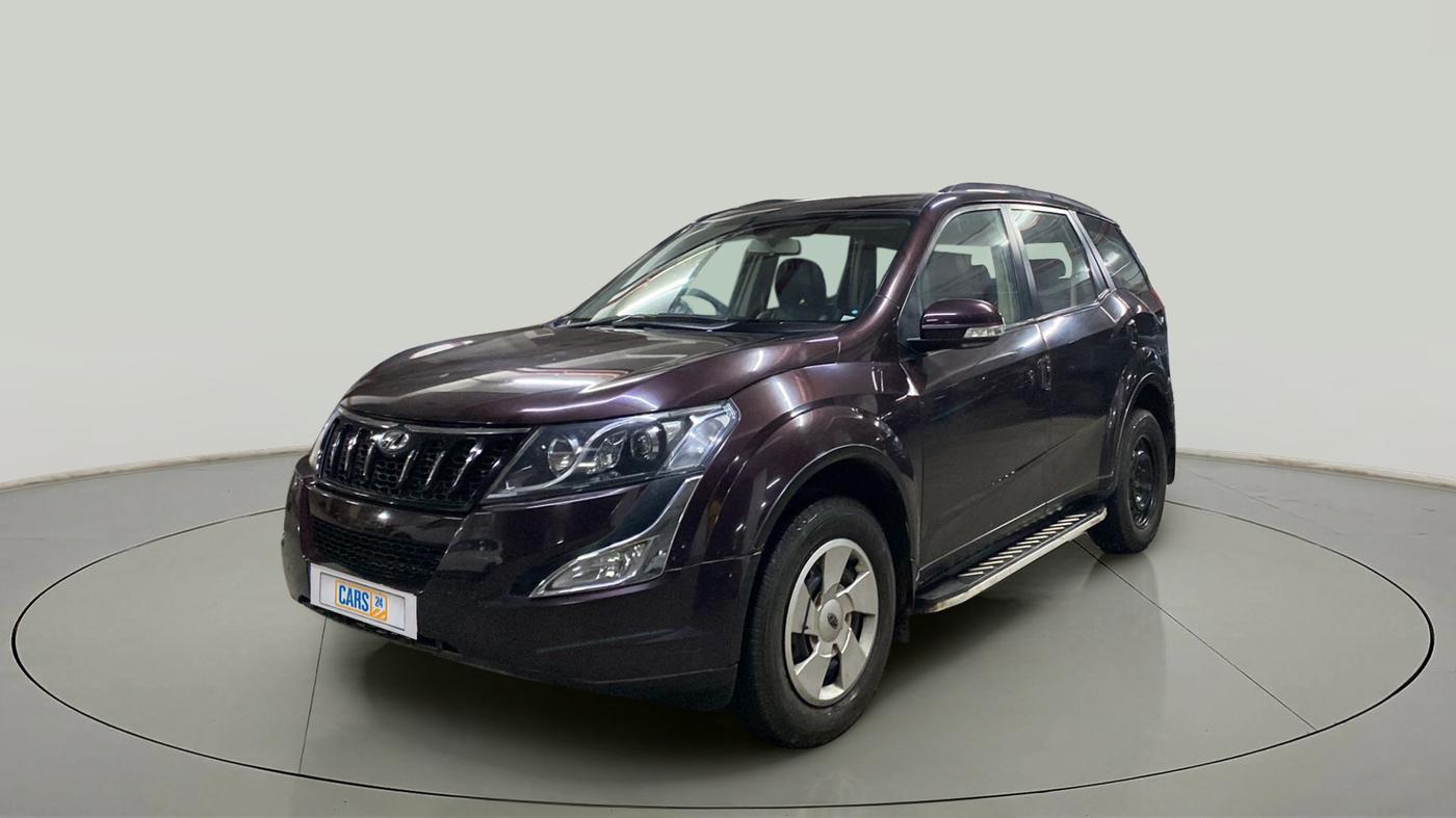 2018 Mahindra XUV500 W6, Diesel, Manual, 68,671 km, Left Front Diagonal