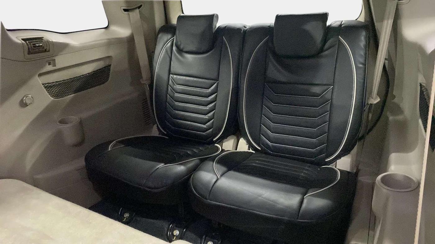 2018 Mahindra XUV500 W6, Diesel, Manual, 68,671 km, Third Seat Row ( optional )