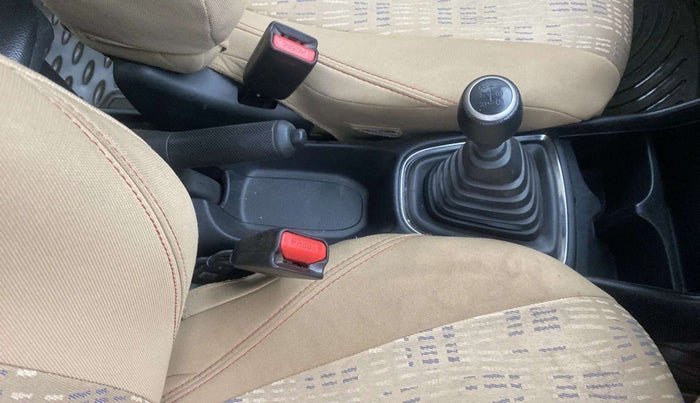 2018 Honda Amaze 1.2L I-VTEC VX, Petrol, Manual, 43,273 km, Gear Lever