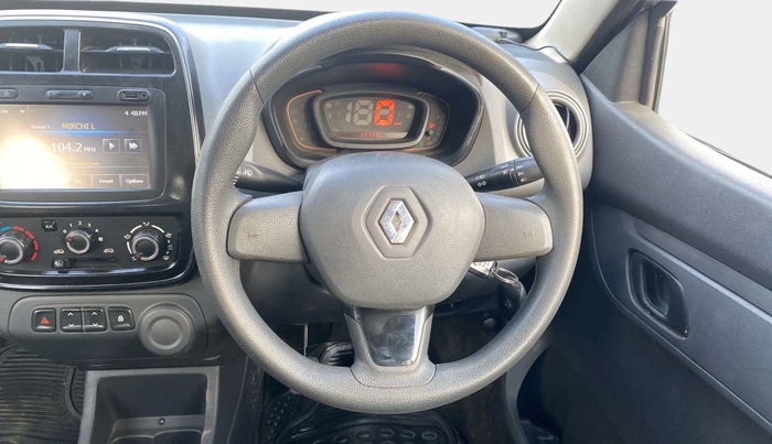 2015 Renault Kwid RXT 0.8, Petrol, Manual, 39,326 km, Steering Wheel Close Up