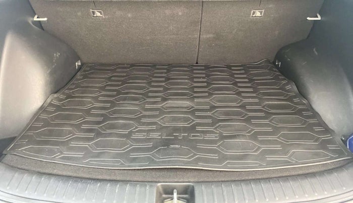 2020 KIA SELTOS HTX 1.5 PETROL, Petrol, Manual, 51,917 km, Boot Inside