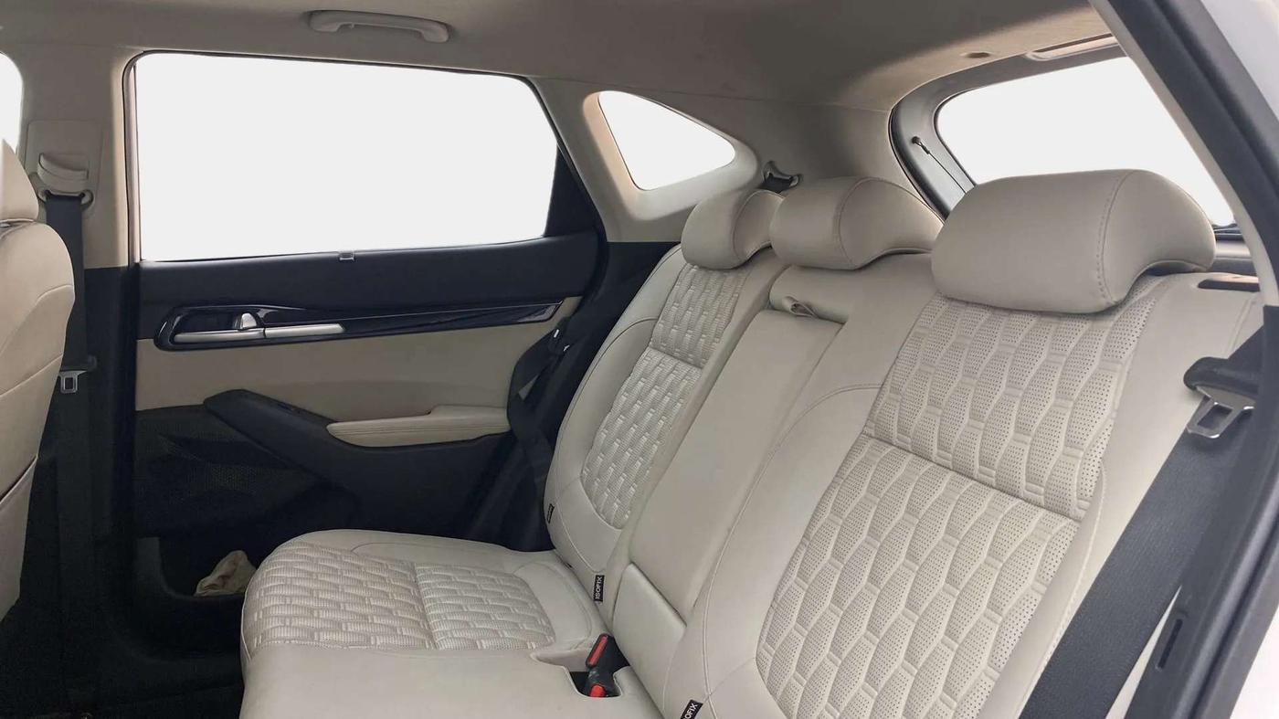 2020 KIA SELTOS HTX 1.5 PETROL, Petrol, Manual, 51,917 km, Right Side Rear Door Cabin
