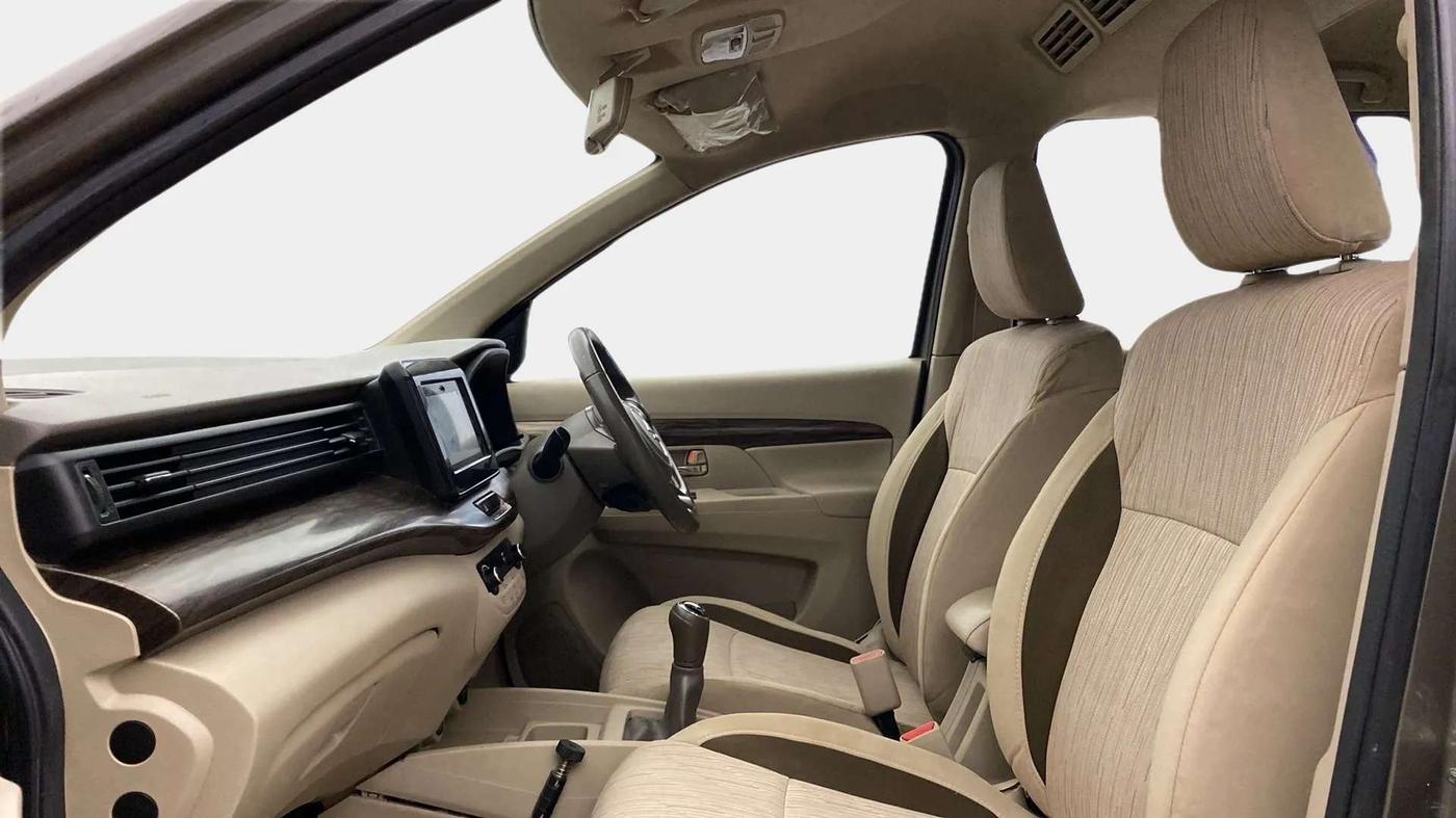 2019 Maruti Ertiga ZXI+ SHVS, Petrol, Manual, 55,226 km, Right Side Front Door Cabin