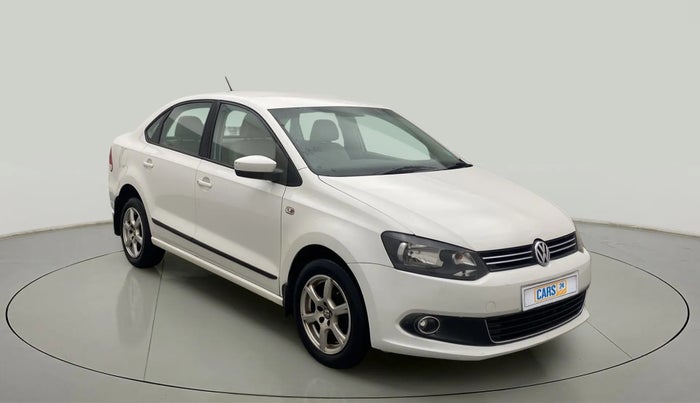 2013 Volkswagen Vento HIGHLINE 1.6 MPI, Petrol, Manual, 99,452 km, Right Front Diagonal