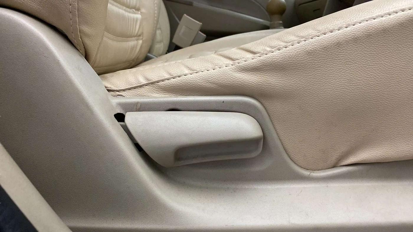 2014 Maruti Swift Dzire VDI, Diesel, Manual, 56,621 km, Driver Side Adjustment Panel
